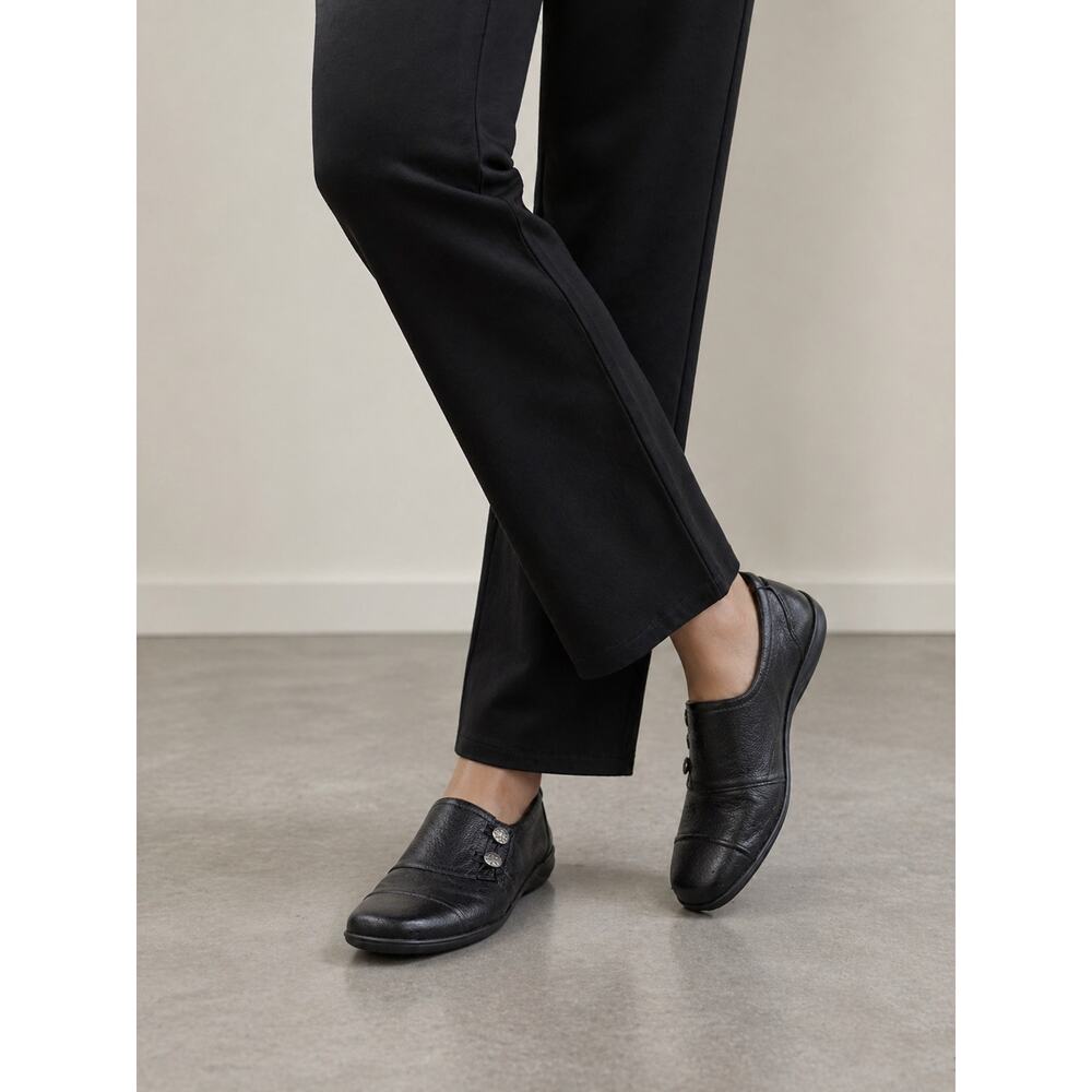 Naturalizer Black Leather Loafers Women’s 8.5M Comfort Slip-On Casual Shoes